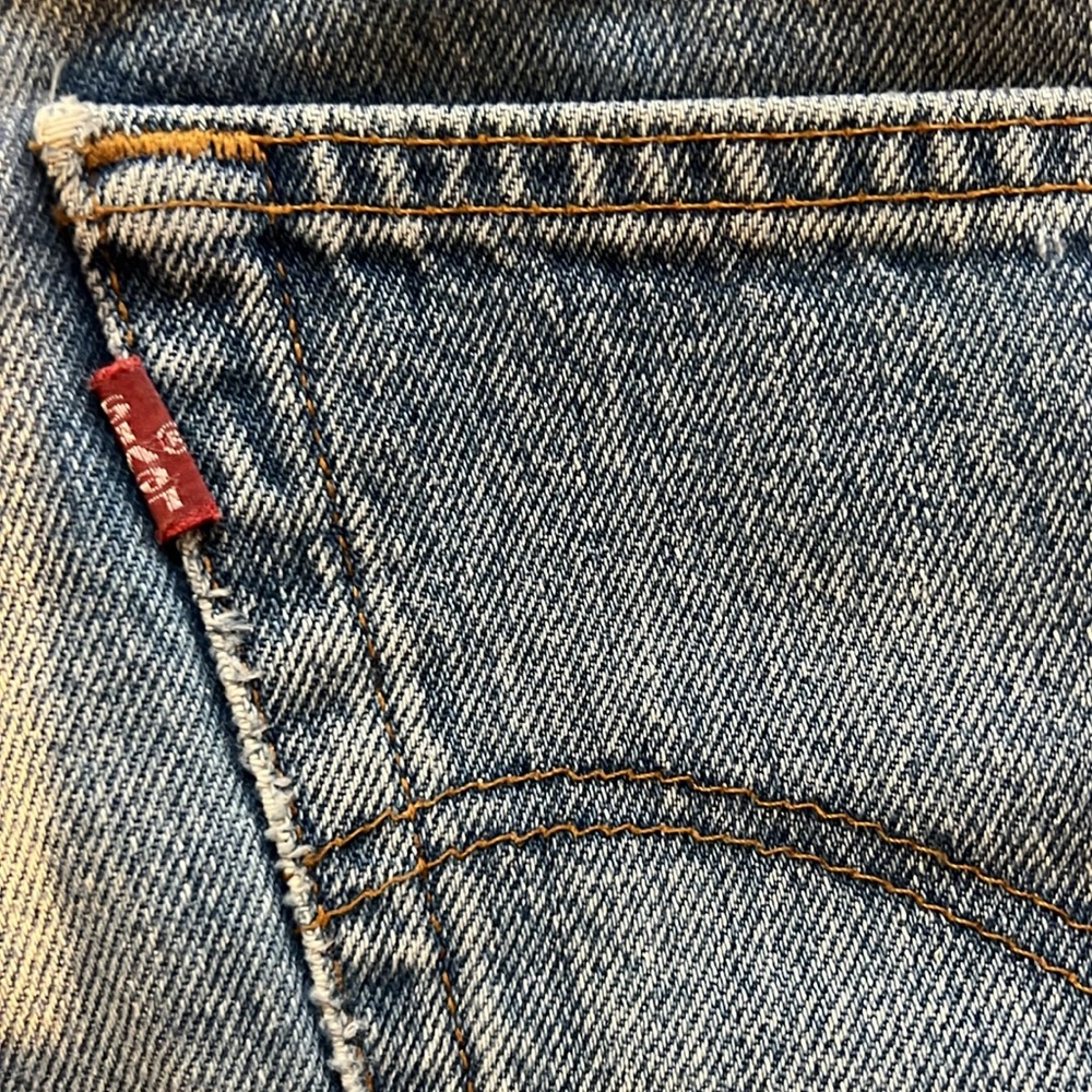 Reworked Levi’s - Picture 6 of 6